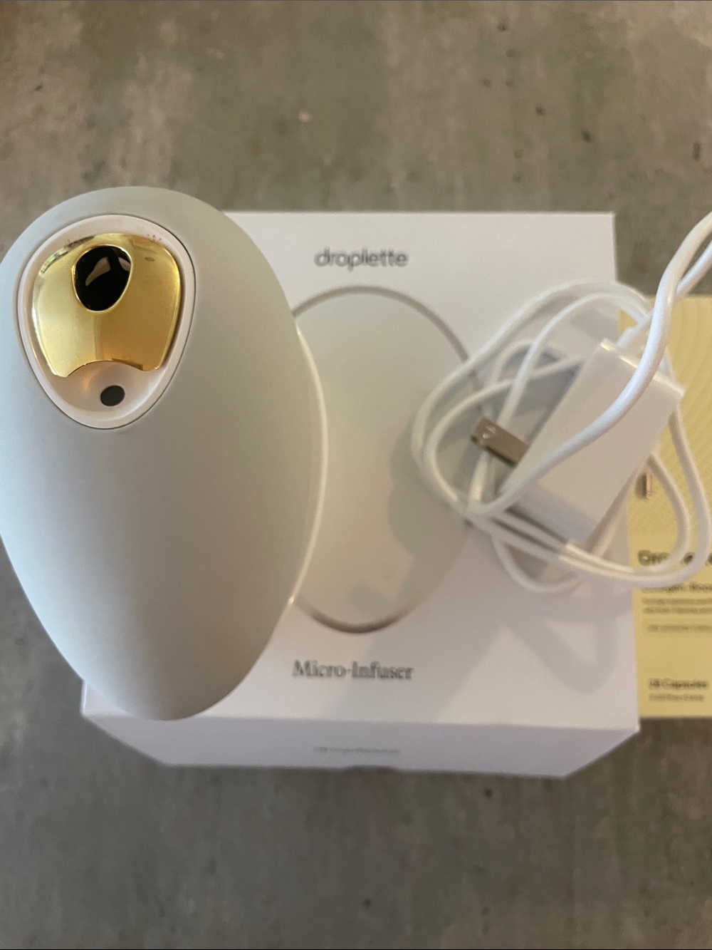 Droplette Micro-Infuser - White with Gold Accent